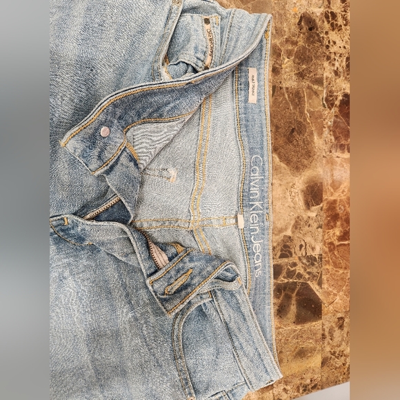 Calvin Klein Skinny Ankle Jeans! - Picture 3 of 4